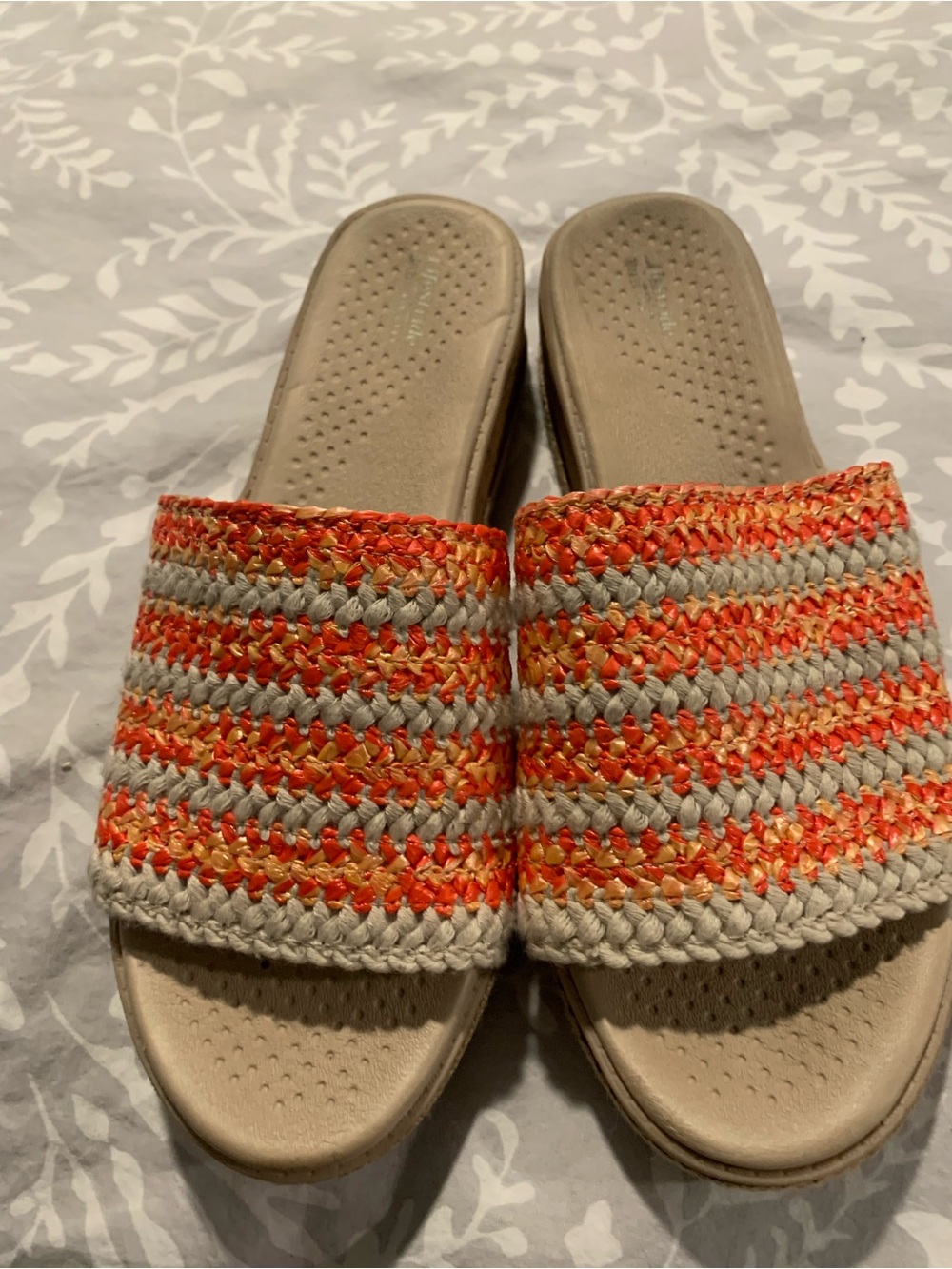 Life Stride Bzees Beige Wedge Slide Sandals